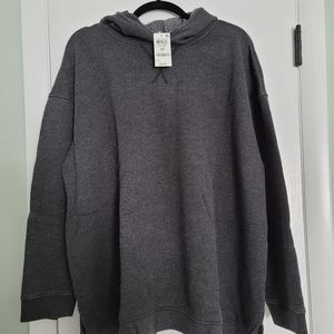 Oversized hooded sweatshirt